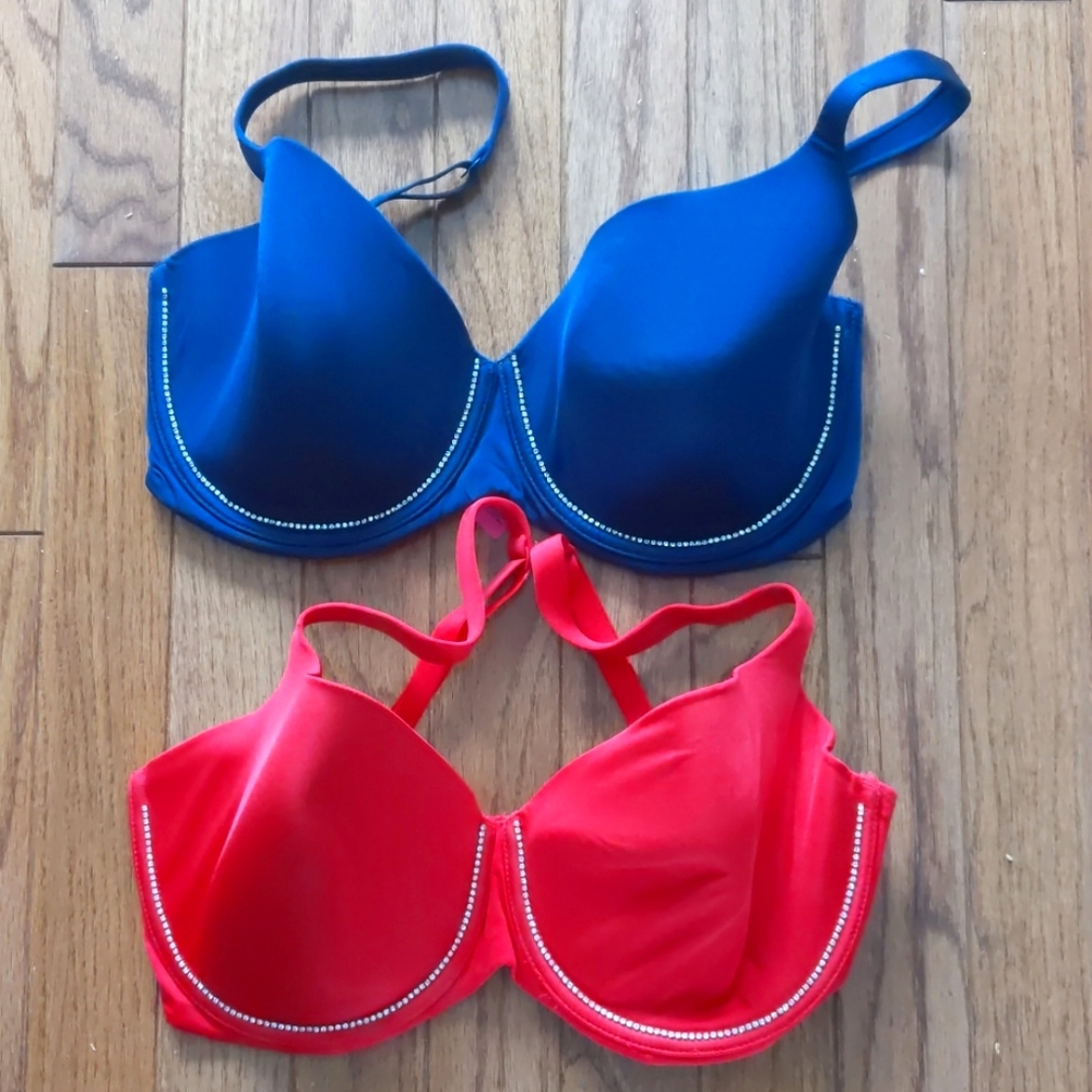 Pair of La Senza bras